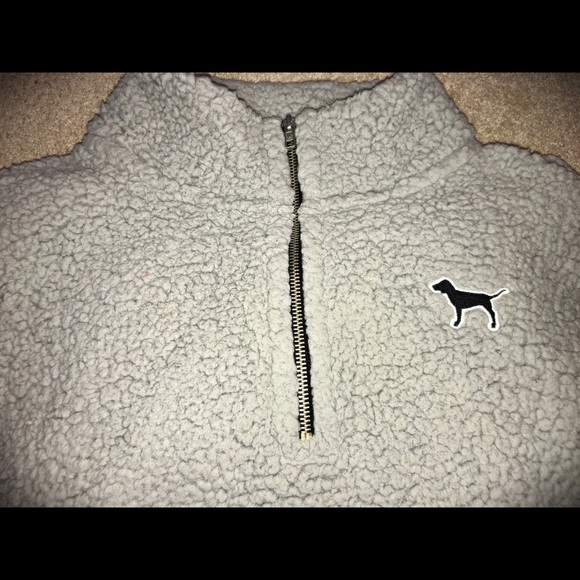 VS Pink Limited Edition Sherpa Quarter Zip Sz L - Picture 3 of 4